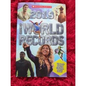 Scholastic Book of World Records 2019 by Scholastic (2018, Trade Paperback)